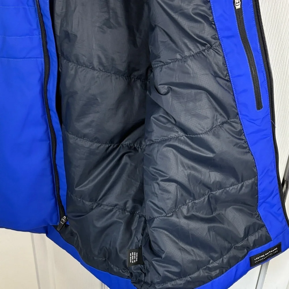 NWT Aether Men's Size 4 (XL) Vibrant Blue‎ Trace Vest